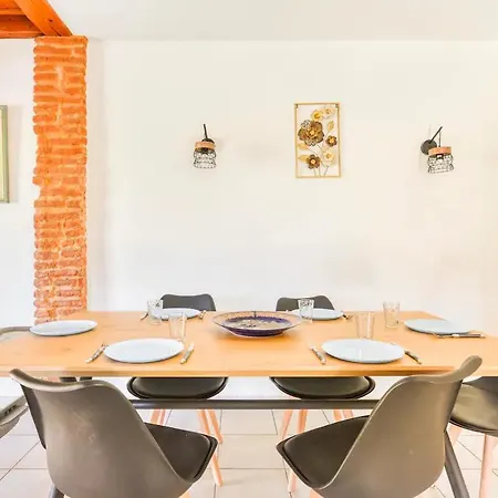 Magnifique Maison Avec Piscine Privee A 300 M D'une Tres Jolie De Sable *