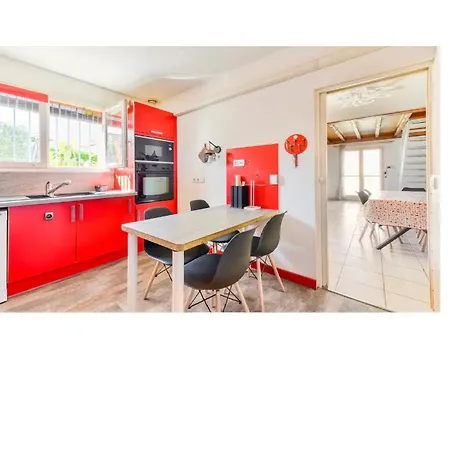 Magnifique Maison Avec Piscine Privee A 300 M D'une Tres Jolie De Sable *