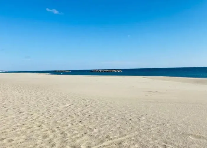 Magnifique Maison Avec Piscine Privee A 300 M D'une Tres Jolie De Sable Βίλα *